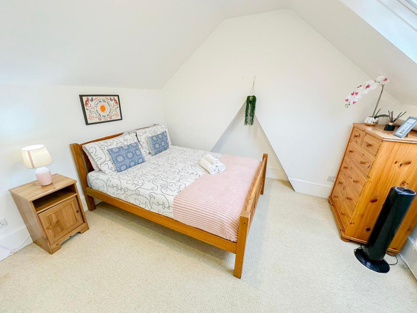 Lovely 3 Bedroom Maisonette With Private Roof Terrace In Hammersmith ロンドン エクステリア 写真